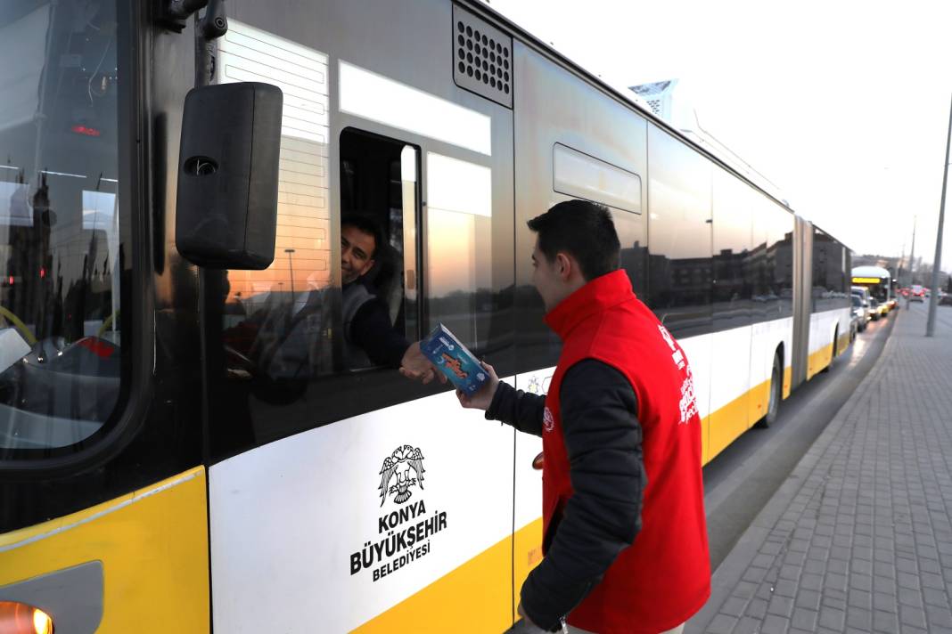 Karatay’ın gençleri iftara 5 kala yollara iniyor 7